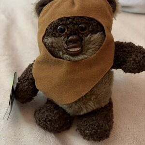 VINTAGE Wicket the Ewok Star Wars Buddies 8" Kenner 1997 Plush Beanie Doll W/T